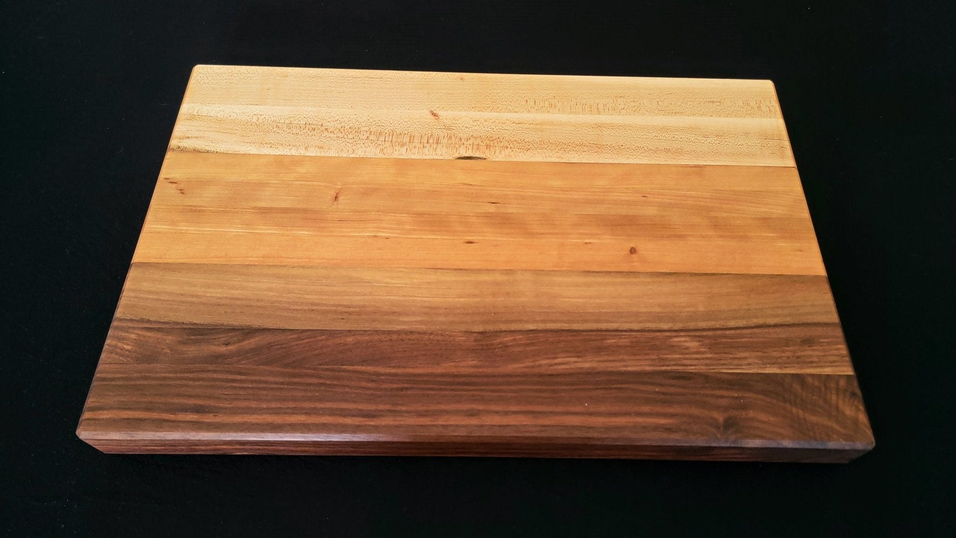 Cutting board - Gradient - Kelly Woodworks