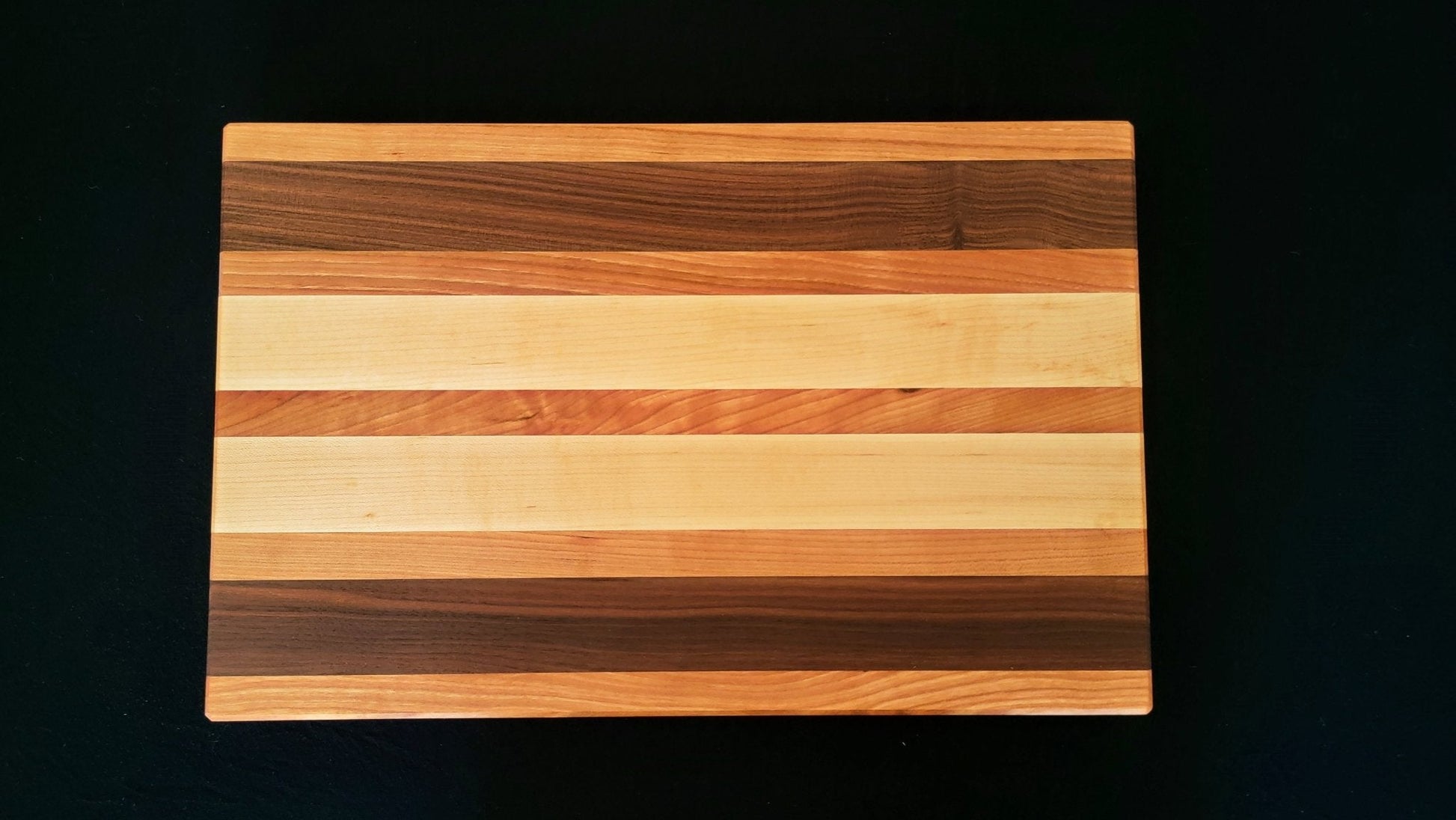 Cutting board - Noon - Kelly Woodworks